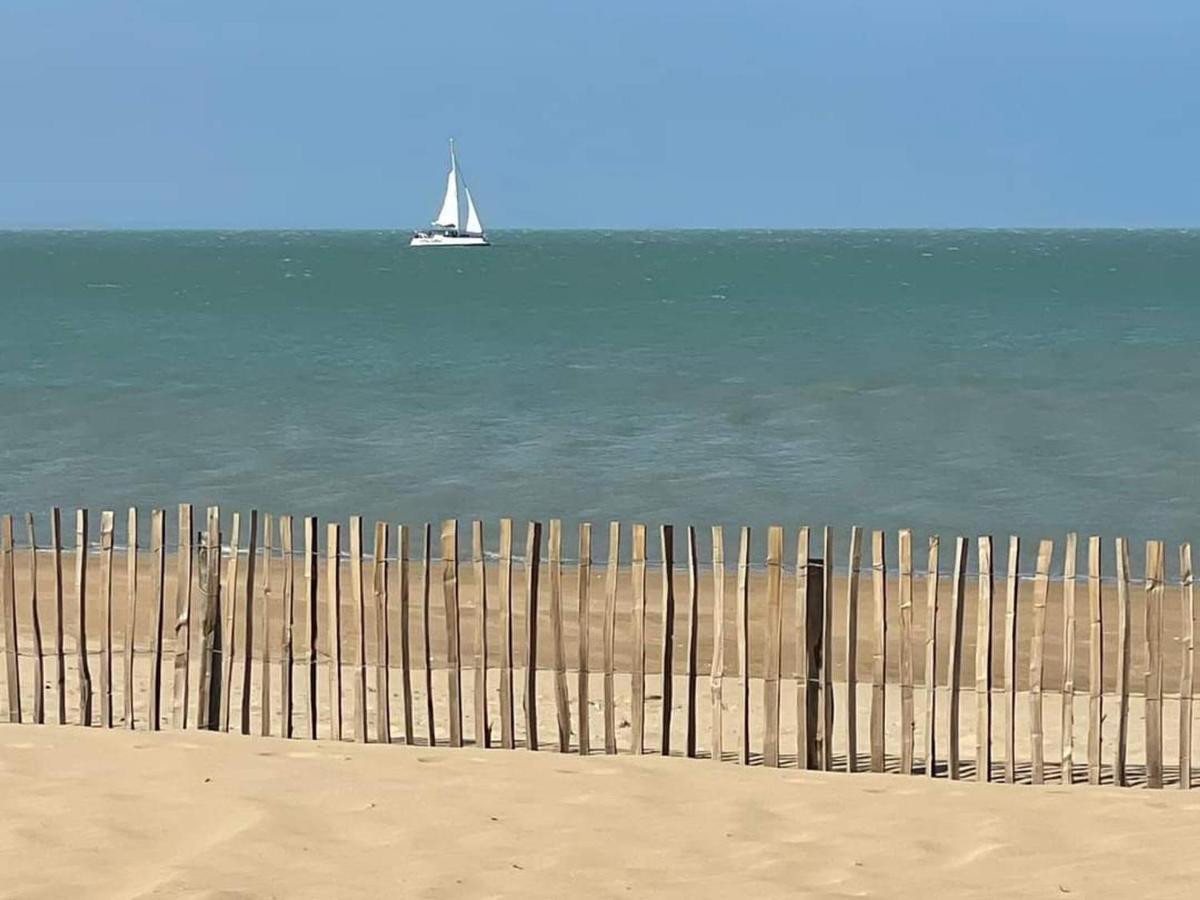 Duplex 3 Pieces A Deux Pas De La Plage Avec Parking - 4 Pers - Fr-1-706-16 Châtelaillon-Plage Kültér fotó