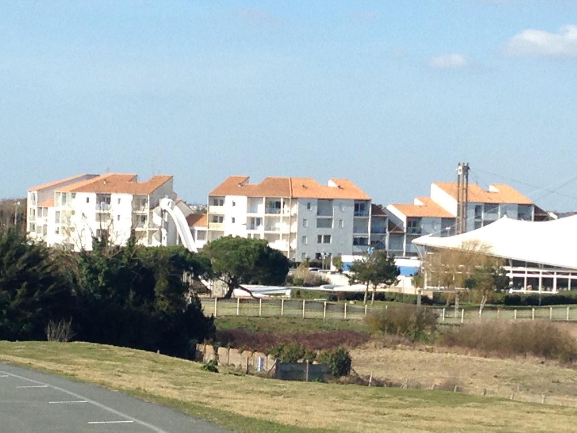 Duplex 3 Pieces A Deux Pas De La Plage Avec Parking - 4 Pers - Fr-1-706-16 Châtelaillon-Plage Kültér fotó